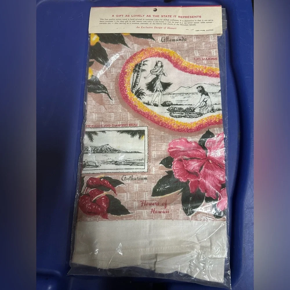 Flowers Of Hawaii Cotton Hand-Printed Decorative Towel Hula Girl Surfer Sealed